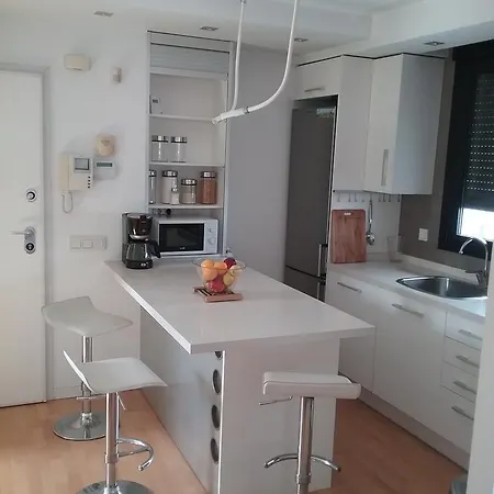 Lovely 2 Bedroom Terrace Wifi Parking Ac Heating Attic Valencia